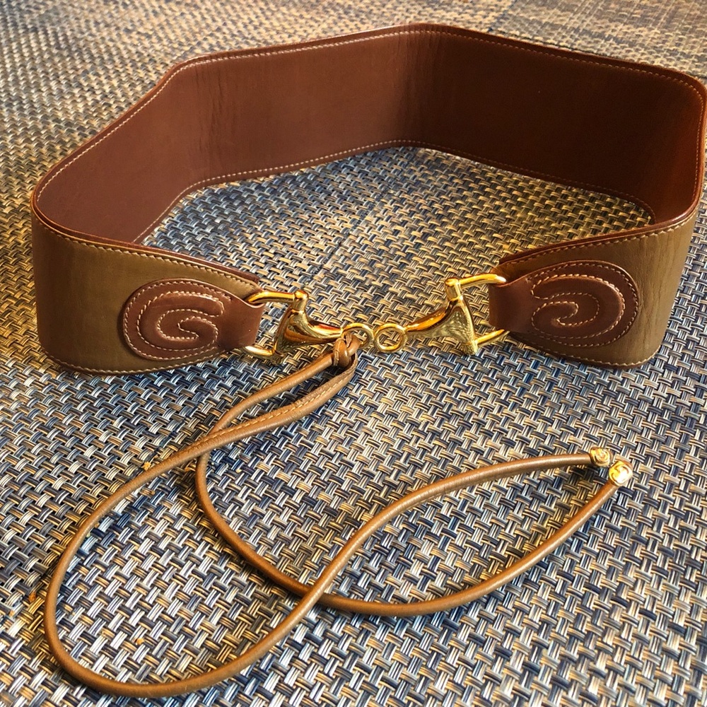 Unique vintage Gucci Stirrup Belt